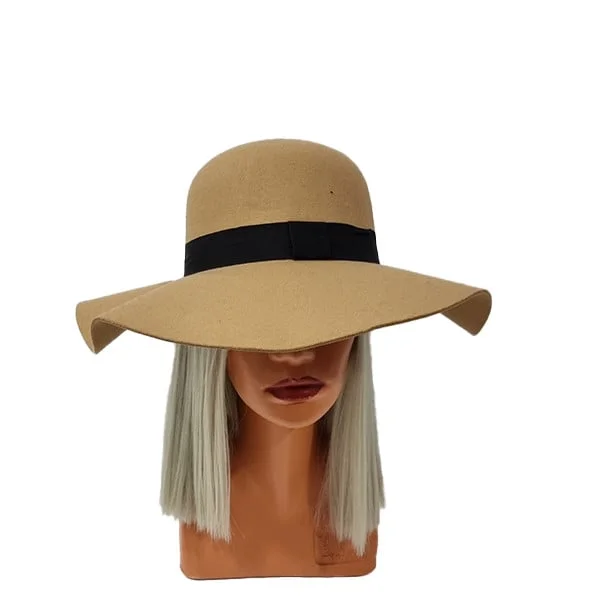 Palarie dama My Way camel, cu bor lat si banda neagra