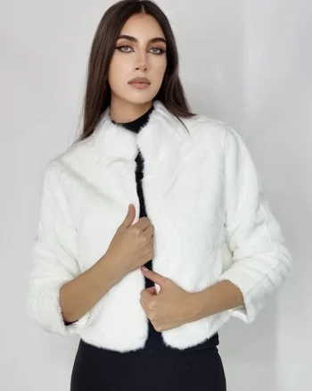 Haina din blana ecologica Graziana, cu maneca trei sferturi si accesoriu inclus, Alb, Marime blanita - universala S/M