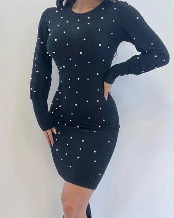 Rochie scurta, mulata, Polska, din tricot cu perle, Negru