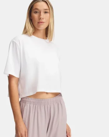 Tricou crop cu decolteu la baza gatului
