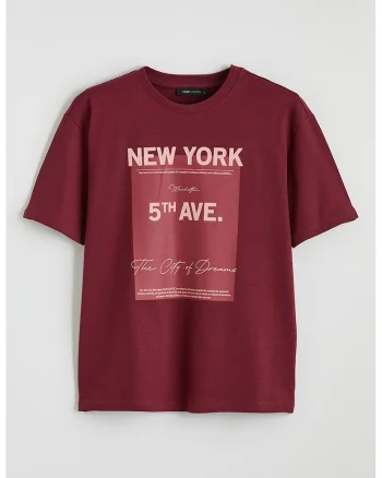 Tricou cu imprimeu si decolteu la baza gatului, Visiniu