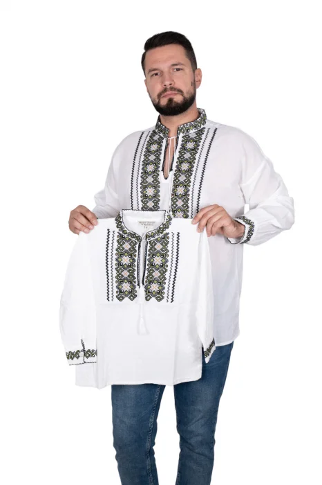Ie traditionala baieti Robi 3