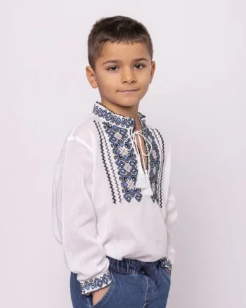 Camasa traditionala de baieti alba cu motiv geometric albastru Luca 01