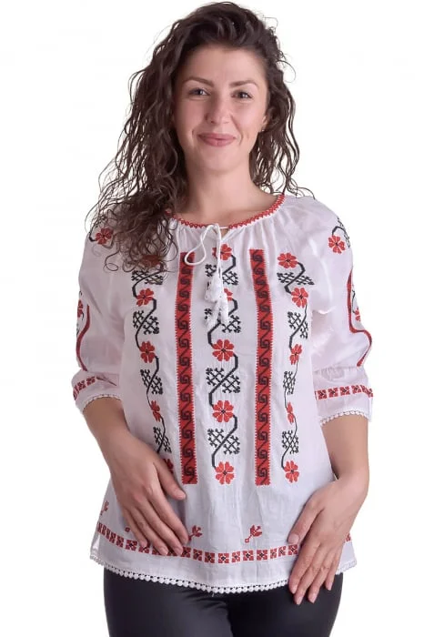 Ie traditionala alba cu motiv floral rosu Catinca