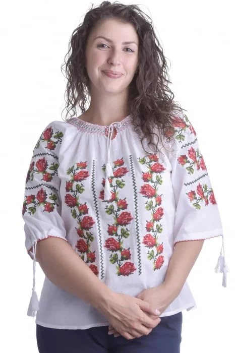Ie traditionala alba cu motiv floral rosu Evelina