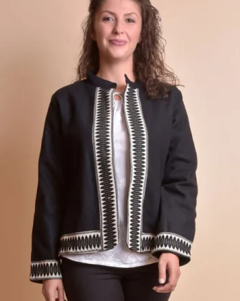 Sacou traditional negru cu broderie geometrica alba Octavia