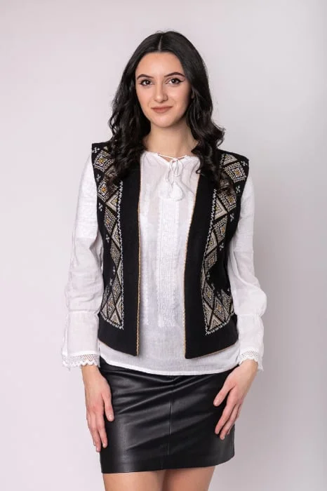 Vesta traditionala neagra cu broderie geometrica multicolora Milena