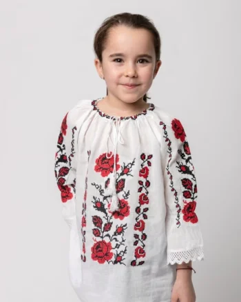 Ie traditionala alba pentru fetite cu motiv floral rosu Carla