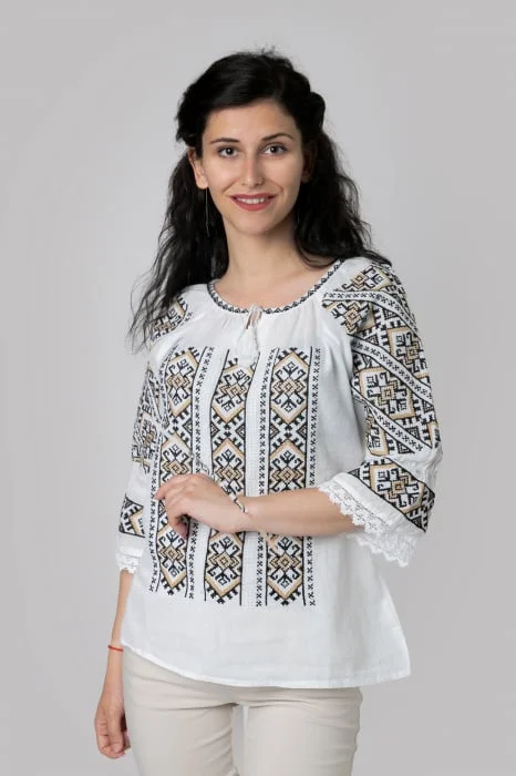 Ie traditionala alba cu motiv geometric crem Ina 01