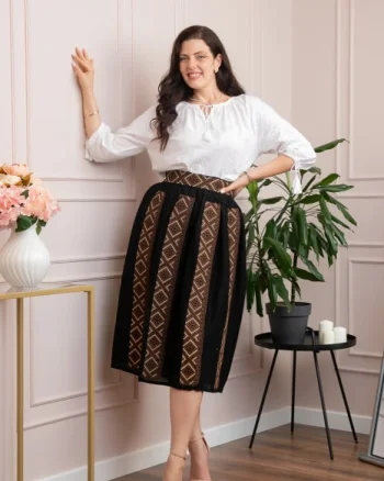 Fusta traditionala neagra cu broderie geometrica maro Magdalena 01