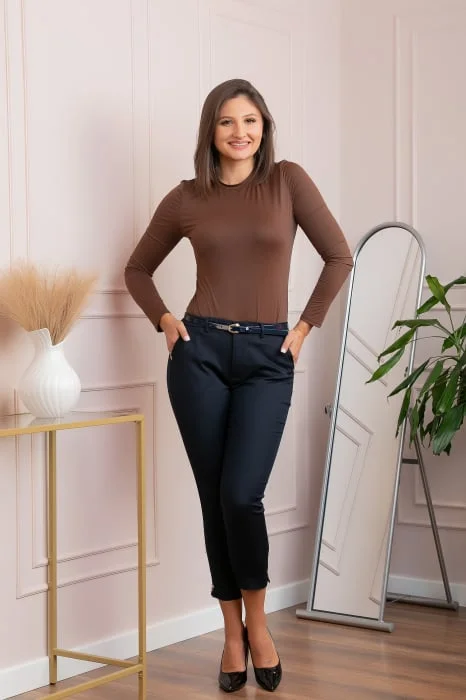 Pantaloni dama bleumarin conici Blair cu curea si detaliu fundita