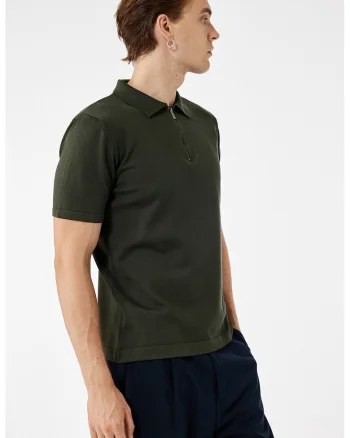 Tricou polo cu fermoar scurt
