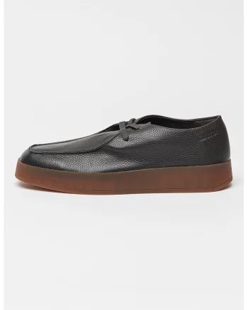Pantofi uni din piele