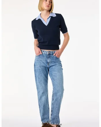 Blugi bootcut, Albastru deschis