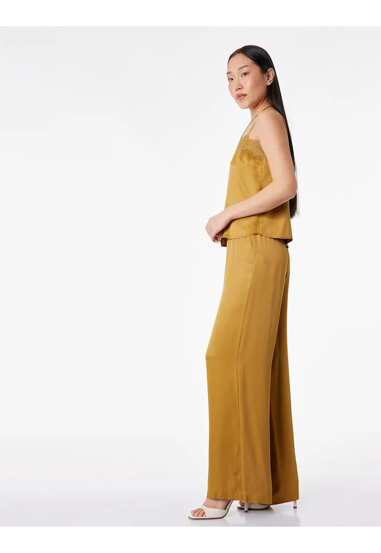 Pantaloni din satin cu croiala ampla, Galben mustar