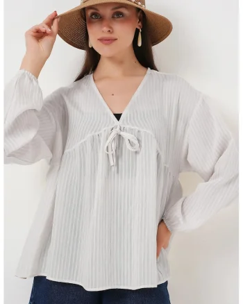 Bluza dama  model Big Dart, decolteu in V, volane, ivoire, textil, Alb fildes, Alb
