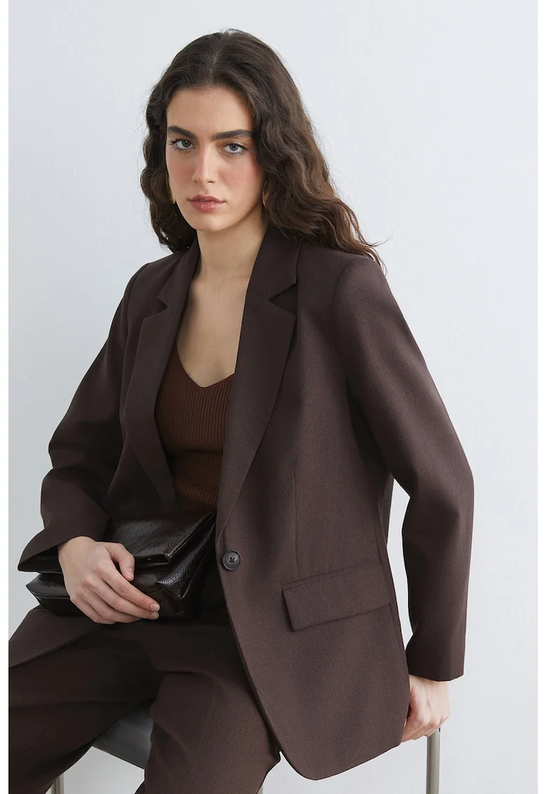 Sacou regular fit cu model uni, Maro inchis