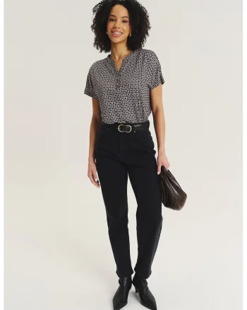 Bluza cu model si fenta cu nasturi, Alb/Maro inchis