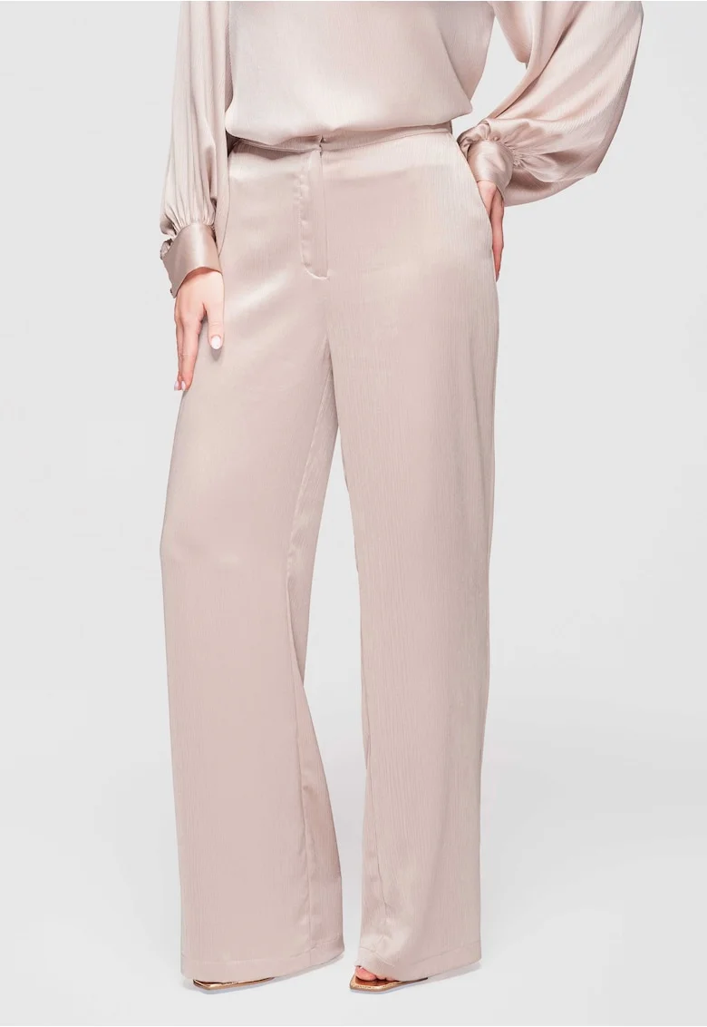 Pantaloni Dama Eleganti cu Talie Medie si Croiala Larga din Satin, Bej