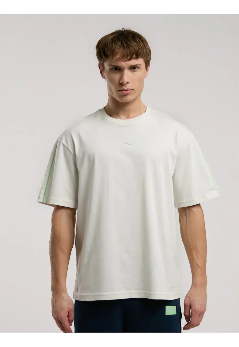 Tricou din amestec de bumbac cu decolteu la baza gatului si benzi cu logo, Gri