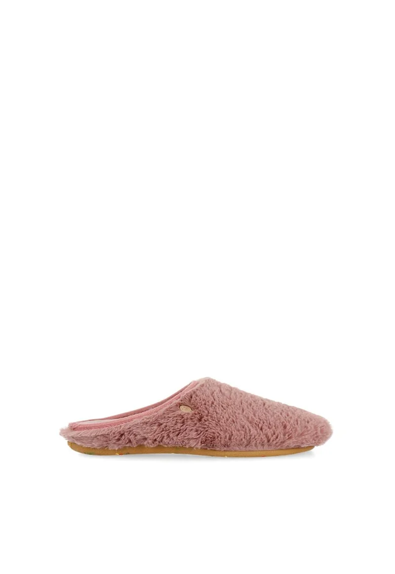 Papuci pufosi