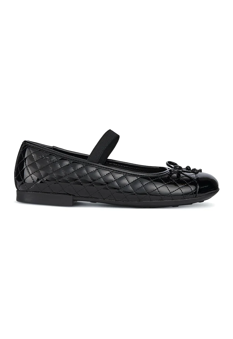 Balerini cu aspect texturat, Negru