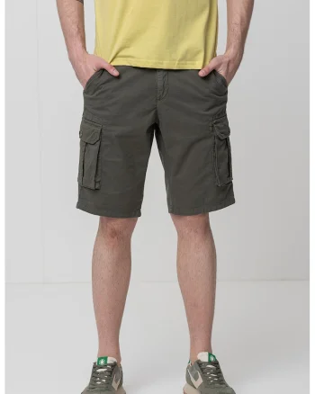 Pantaloni scurti cargo, Verde fistic