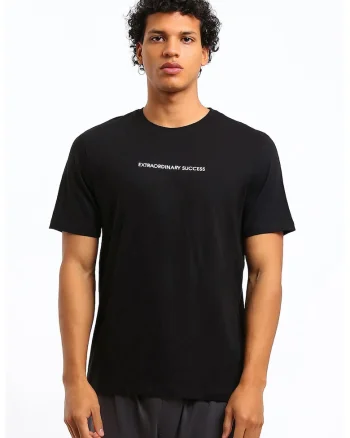 Tricou regular fit de bumbac cu imprimeu text discret, Negru