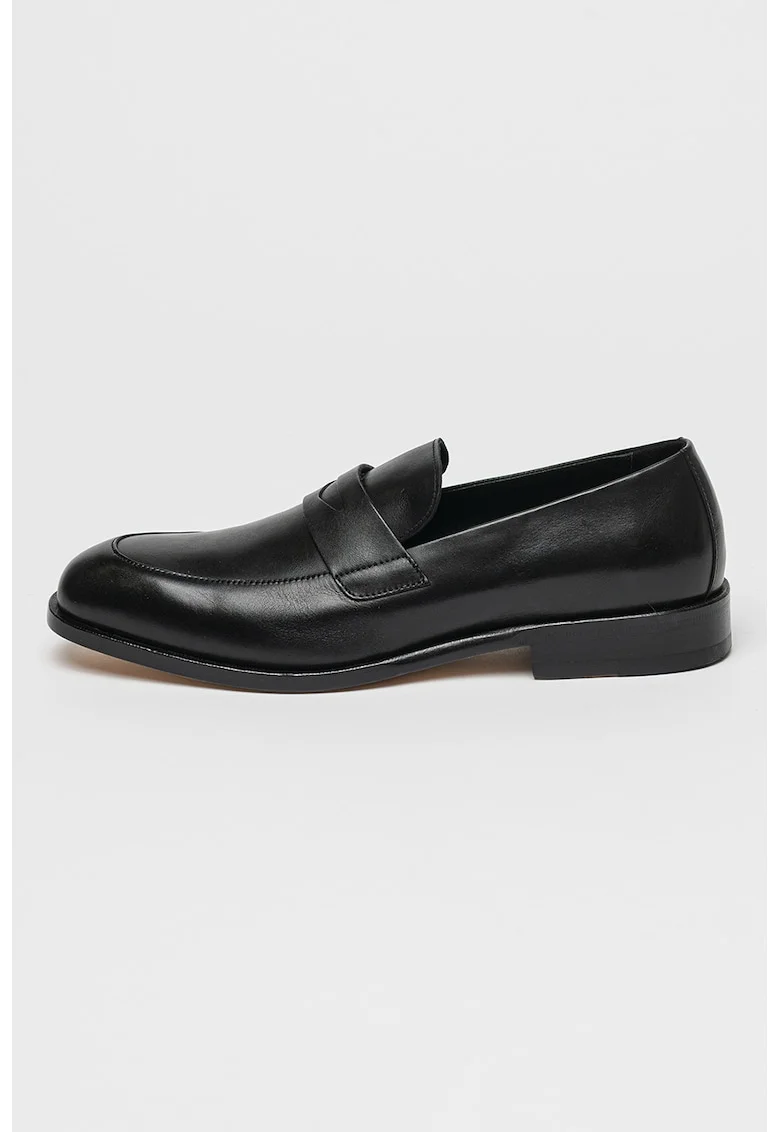 Pantofi uni de piele, Negru