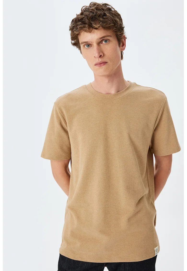 Tricou uni cu decolteu la baza gatului, Maro nisip