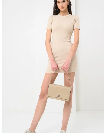 Rochie-tricou cambrata