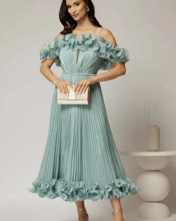 Rochie midi verde mint in clos din voal satinat cu volanase la bust si la baza