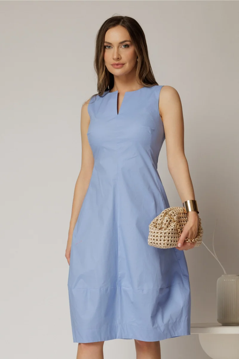 Rochie tip sarafan bleu cu decupaj la bust si fusta gogosar din poplin