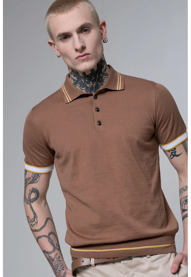 Tricou polo cu model in dungi, Maro