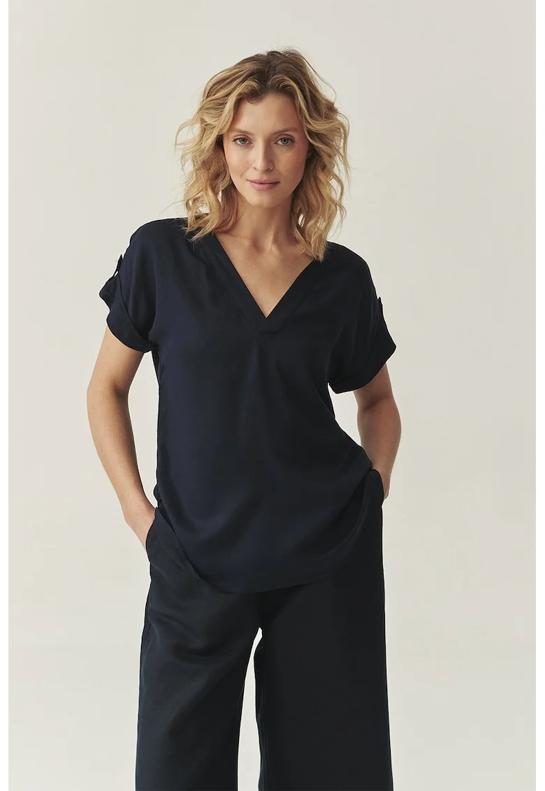 Bluza lejera cu decolteu in V, Negru