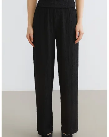 Pantaloni relaxed fit texturati, Negru