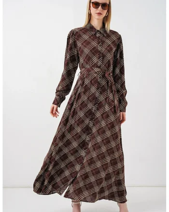 Rochie tip camasa, midi,  model in carouri, viscoza, maro