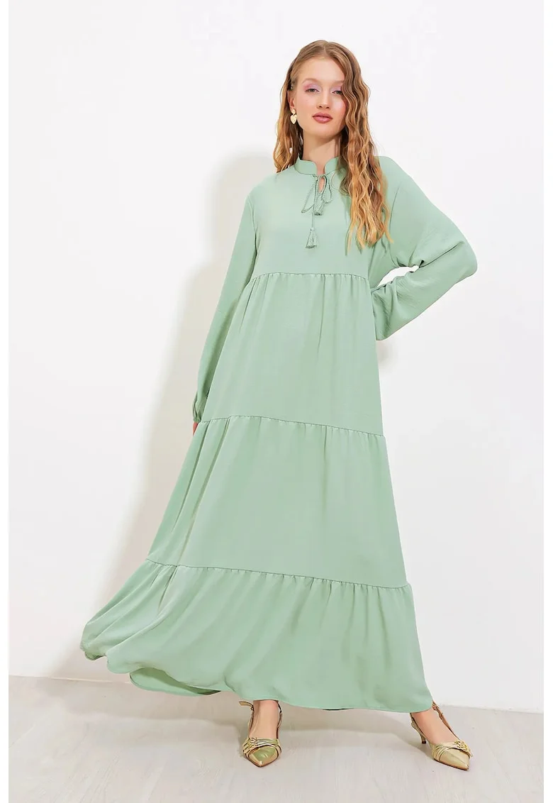 Rochie Maxi  detaliu funda, verde, maneca lunga