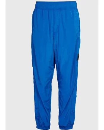 Pantaloni cu talie medie