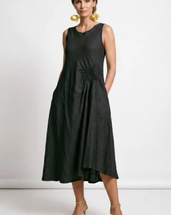 Rochie midi, asimetrica, din in, cu croiala ampla A-line si detaliu drapat, neagra
