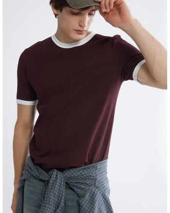 Tricou cu decolteu la baza gatului si terminatii contrastante, Visiniu