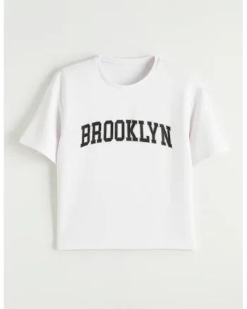 Tricou cu decolteu la baza gatului si imprimeu text, Negru/Alb optic