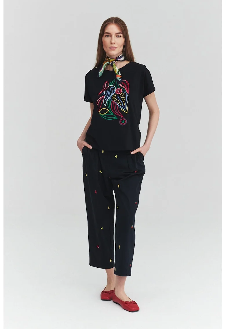 Pantaloni chino cu broderie, Negru