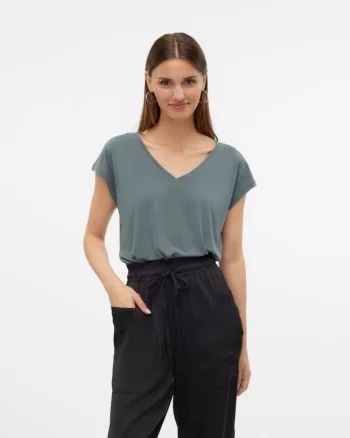 Tricou cu decolteu in v lejer Filli
