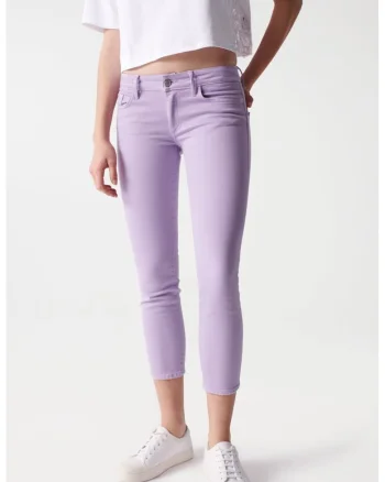 - Blugi Slim fit trei sferturi