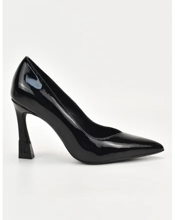 Pantofi din piele lacuita, Negru