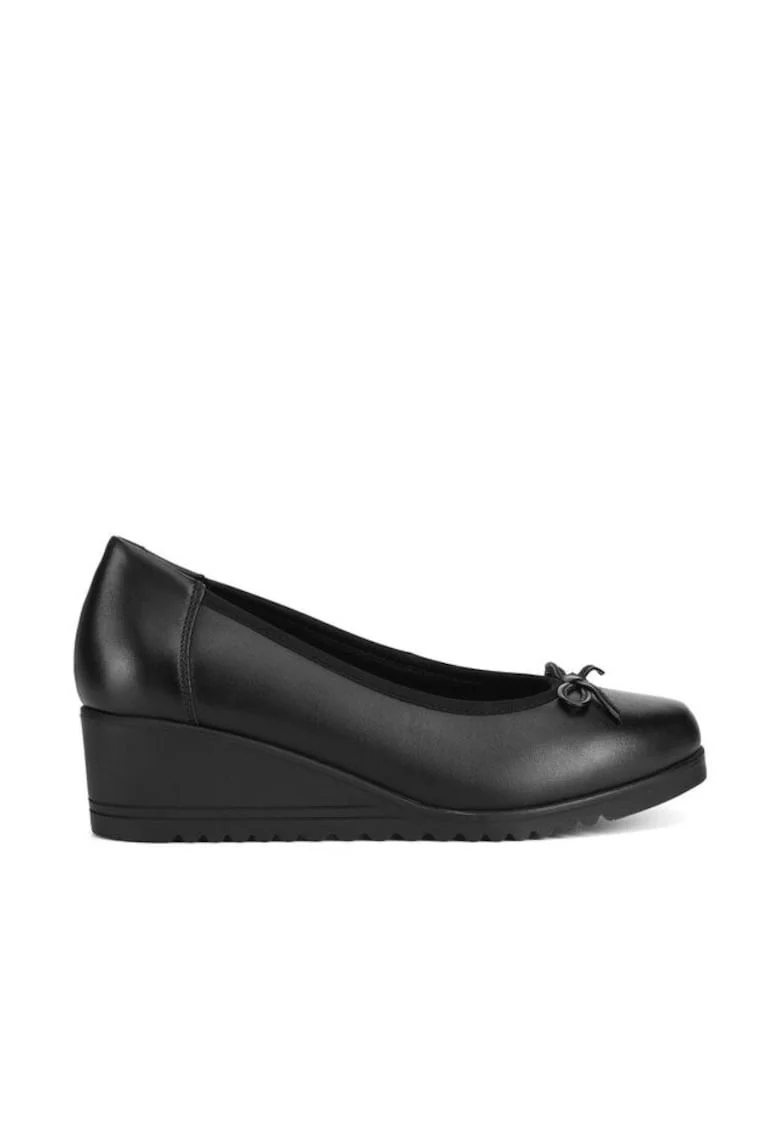 Pantofi și Balerini, Negru