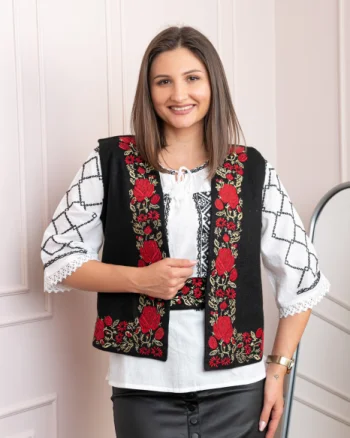 Vesta traditionala neagra cu broderie florala rosie Flora