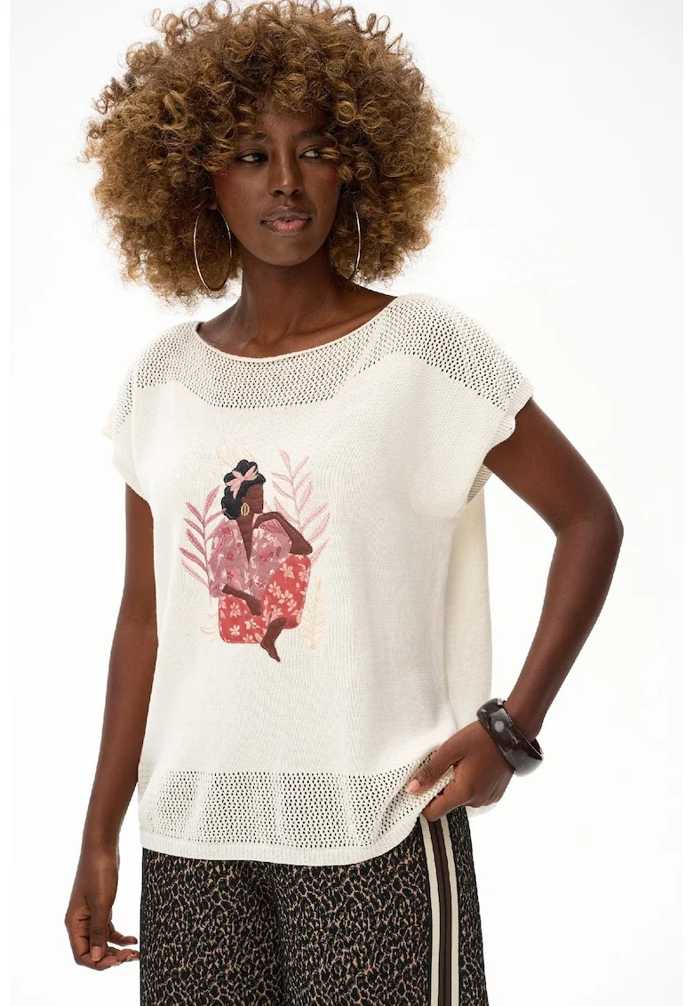 Pulover cu maneci scurte si broderie frontala
