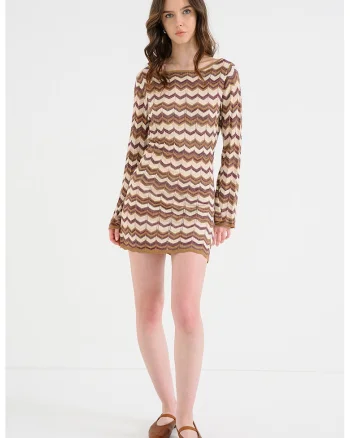 Rochie mini cu model si decolteu barcuta, Multicolor